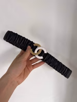 2022 Early Spring Runway Collection Chanel Women's Belt with Pleated Design and Versatile Double C-Logo - Image 5