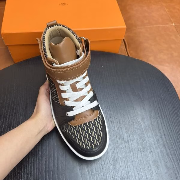 1 Hermès New High-Top Men's Free Series Fashionable Casual Sports Sneakers - Image 1