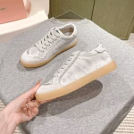 MIUMIU New American Retro Distressed Shoes