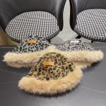 LV Autumn/Winter Thickened Plush Warm Earmuff Bucket Hat - Image 2