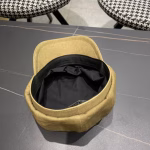 Fendi 2024 Autumn Octagonal Korean - style Warm and Versatile Beret - Image 9