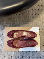 Christian Louboutin x Maison Margiela 2025 Spring/Summer Collaborative Toe-Separated Flat Shoes - Image 9