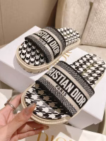 Dior 2022 Spring/Summer New Platform Embroidered Sandals - Image 5