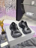 Balenciaga's latest Stapler Couple's Dad Sneakers - Image 3