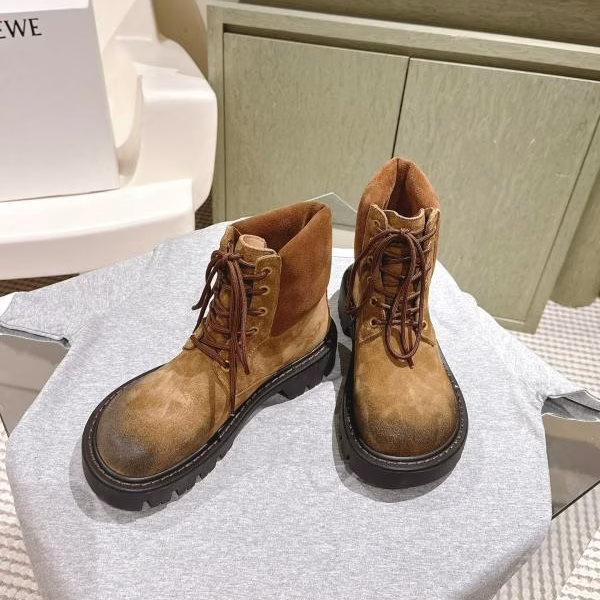 2 LOEWE Celebrity-Inspired Round-Toe Lace-Up Ankle Boots - Image 1