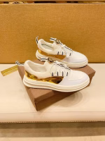 Versace's popular upgraded casual men's shoes - Image 2