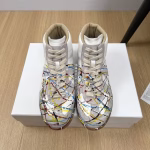 Maison Margiela 2025 Spring/Summer New Graffiti Couple's Mid-Top German Training Sneakers