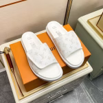 LV purchasing hot-selling men's slippers - Image 2