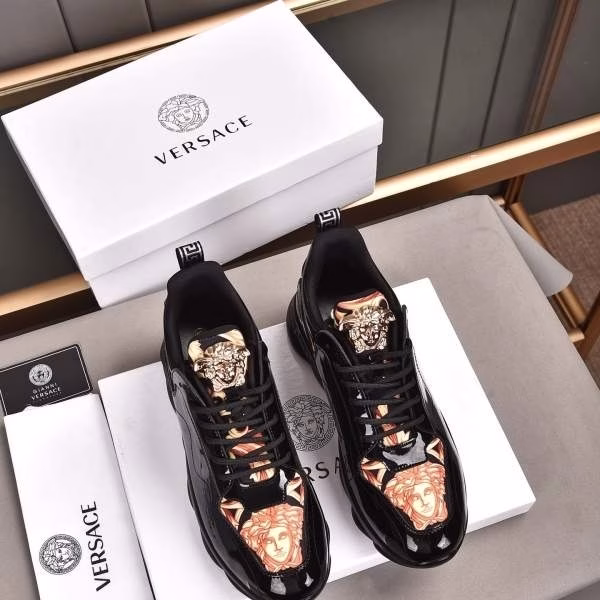 2 Pure original Putian Versace casual and fashionable men's shoes - Image 1