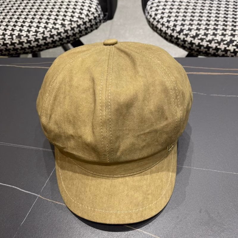 2 Fendi 2024 Autumn Octagonal Korean - style Warm and Versatile Beret - Image 1