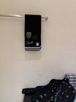 Chanel 2024 Autumn/Winter New College-Style Embroidered Badge Cashmere Knit Scarf - Image 4