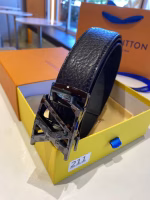 LV Louis Vuitton Unisex Couple's Belt (Latest Model) - Image 4