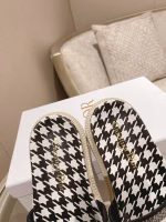 Dior 2022 Spring/Summer New Platform Embroidered Sandals - Image 4