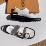 TOD’S New Spring-Summer Platform Pebble Sandals - Image 3