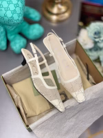 Gucci 2022 Spring/Summer New Style: Mesh Sandals with Rhinestones, Genuine Leather Sole & Small Square Toe - Image 8