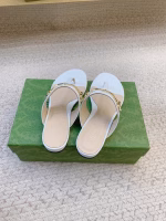 GUCCI 2025 New Horsebit Toe-Thong Sandals - Image 4