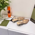 GUCCI Original 2022 New VINTAGE Series Vintage Canvas Rhinestone-Embellished Sandals - Image 3