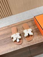 HERMÈS Classic H Slide Sandals - Image 7
