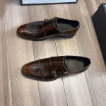 【Gucci】Gucci men's leather shoes in pearl-colored calfskin - Image 2