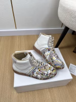 Maison Margiela 2025 Spring/Summer New Graffiti Couple's Mid-Top German Training Sneakers - Image 4