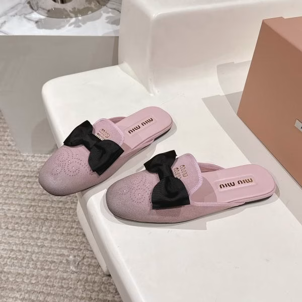 3 Miu Miu Spring/Summer Runway New Slip-On Lazy Shoes & Mule Flats - Image 1