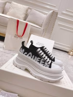 McQueen thick-soled couple's style - Image 3