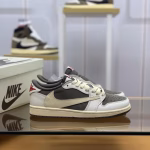 AJ Collaborative Low-Top Reverse Swoosh Couples' Sports Casual Shoes - Image 3