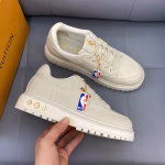 LV's latest 2021 autumn and winter original luxury new low-top business casual shoes - Image 3