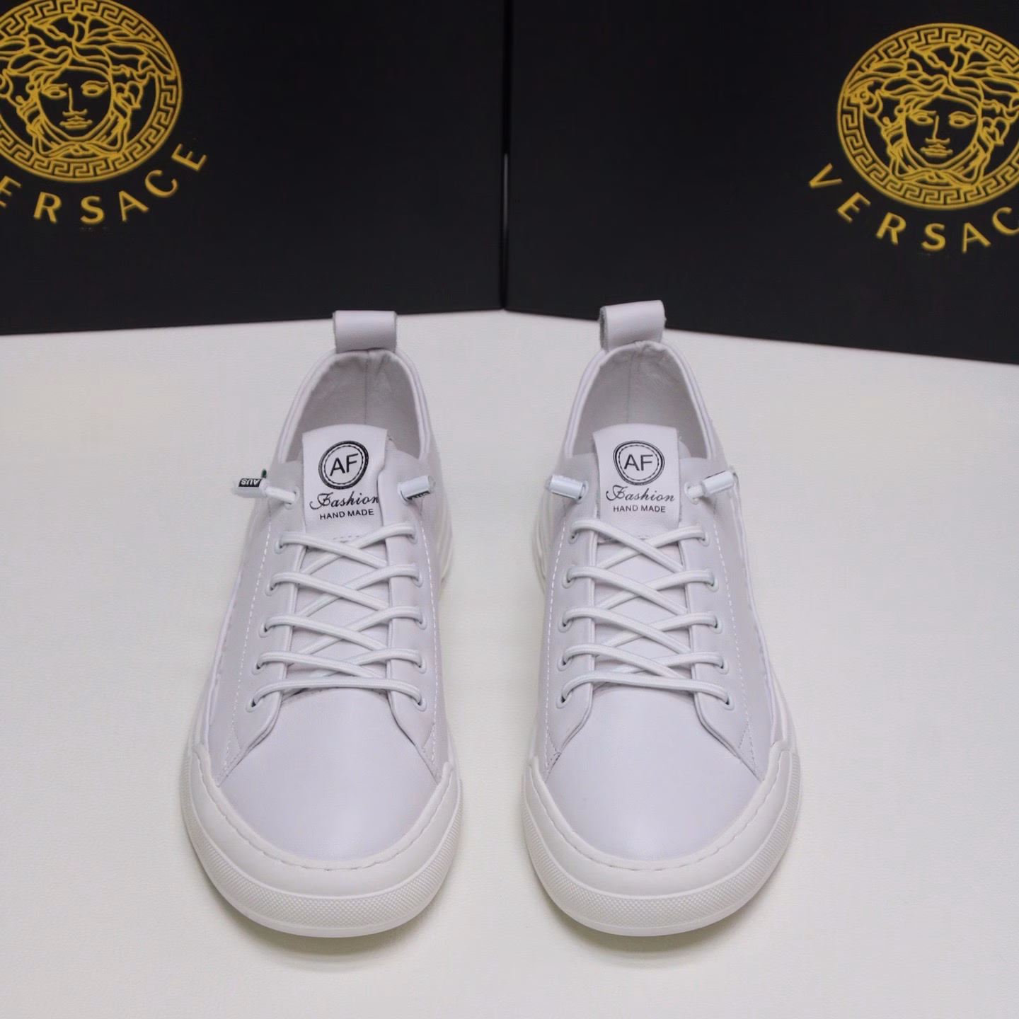3 Versace cowhide embossed all-season casual shoes - Image 1