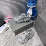 Balenciaga Defender Series Low-Top Tank Track Tire-Inspired Elevated Thick-Soled Casual Sports Running Shoes - Image 3