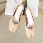 Maison Margiela Influencer Axi Ge-Inspired Split-Toe Shoes - Image 2