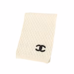 Chanel Black and White Pineapple Pattern Cashmere Scarf - Image 4