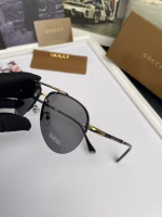 High-Quality GUCCI Men’s Polarized Sunglasses - Image 6