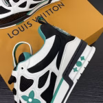LV Louis Vuitton SKATE new thick-soled lace-up sports shoes - Image 4