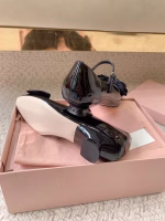MIU MIU 2024 New Two-Tone Patent Leather High-Heeled Shoes - Image 2