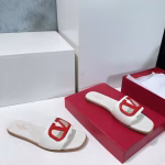 Valentino 2025 Spring/Summer New V-Buckle Flat Slippers - Image 2