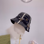 Gucci New Arrival Bee-Embellished Bucket Hat - Image 4