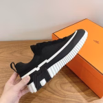 Hermès 2024 New Men's Classic Footwear - Image 3