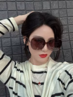 LV Oversized Sunglasses - Image 8