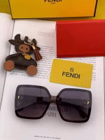 Fendi 2022 Early Spring New Arrival Square-Frame Sunglasses - Image 3