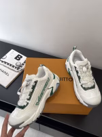 Louis Vuitton Runner Tatic Series Thick-Sole Casual Athletic Sneakers - Image 2