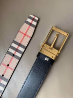 Burberry Men's Reversible Casual Belt - Image 2