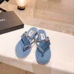 Chanel 2022 Spring/Summer New Star-shaped Rhinestone "Mier" Thong Sandals
