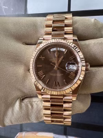 Day-Date 40mm 228235 Presidential Rose Gold Chocolate Dial - Image 2