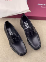 Ferragamo's latest classic high-quality leather shoes, synchronized with counter offerings - Image 2