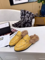 Gucci Fur Slippers - Image 9