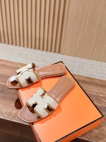 HERMÈS Classic H Slide Sandals - Image 5