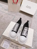 McQueen thick-soled couple's style - Image 2