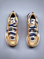 Nike Waffle Generation 3 Combined Outsole Mesh Shoes - Image 2