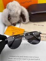 2025 New LV Louis Vuitton Aviator-Frame Sunglasses - Image 4